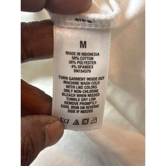 Aeropostale Stretch Graphic T-Shirt White & Red With Logo Print medium size - Picture 10 of 11